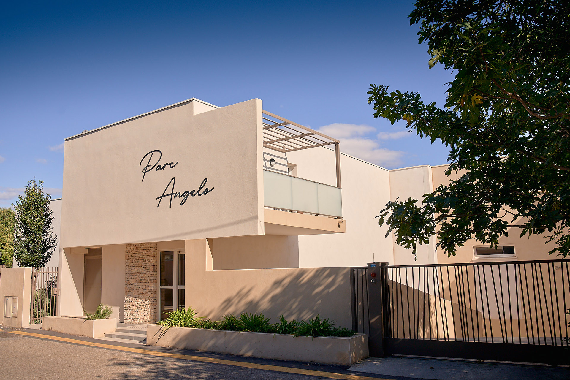 Vue extérieure du programme immobilier Parc Angelo à Nîmes